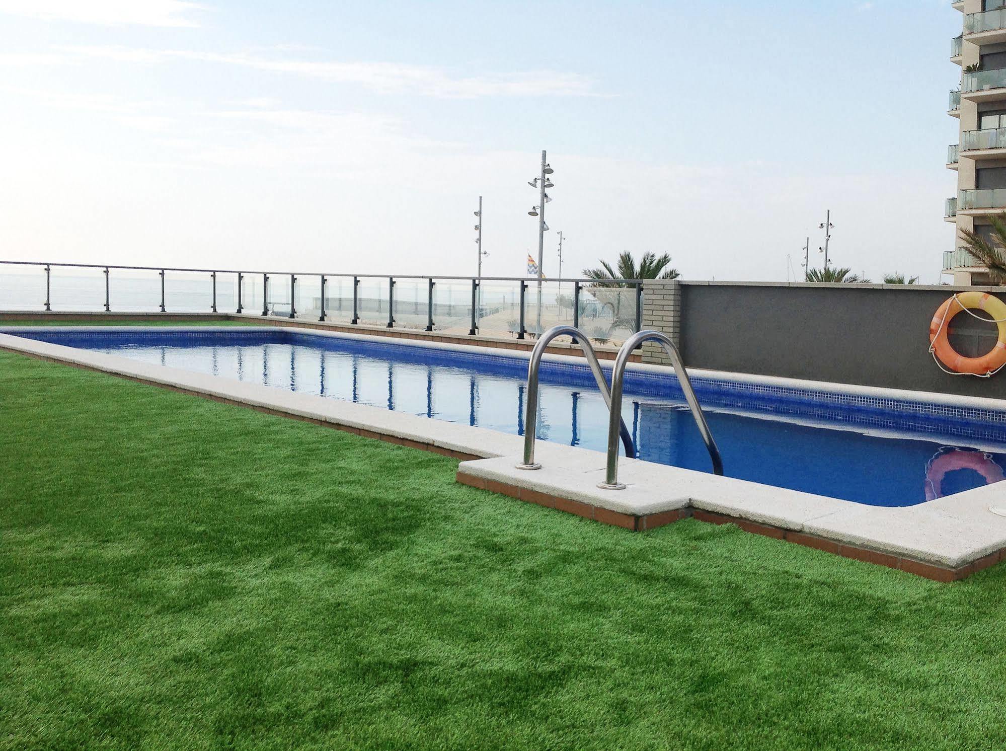 Alcam Badalona Playa Norte Buitenkant foto